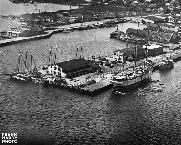 IMG_1127 Palfox Pier 8x10_13 April 15_SFW